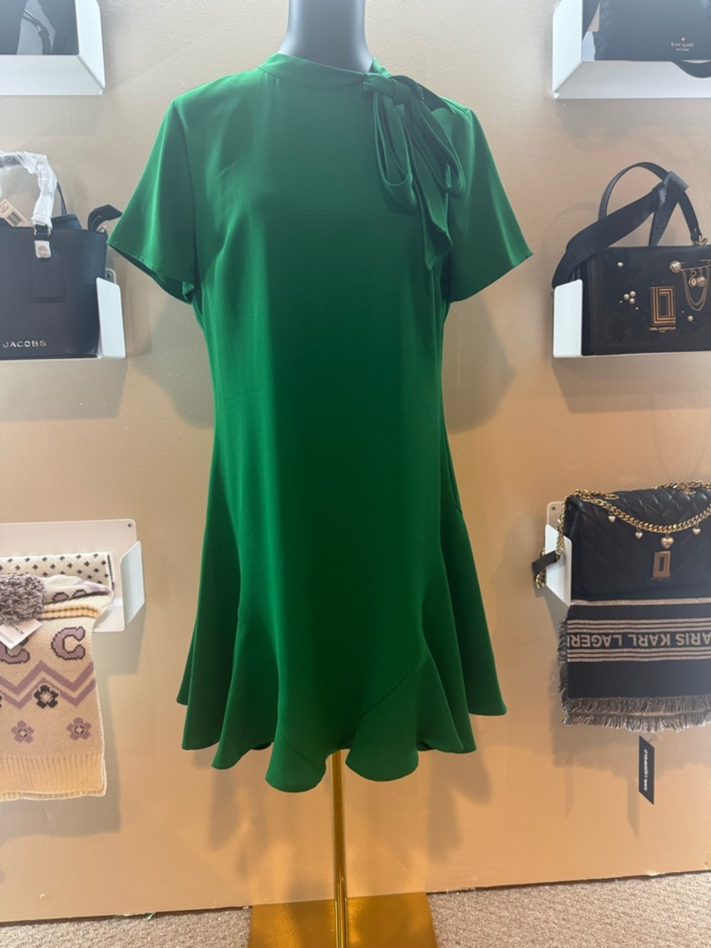 CeCe Green Tie-Neck Short Sleeve Dress in Vibrant Green w/ Thin Lining - PRETTY